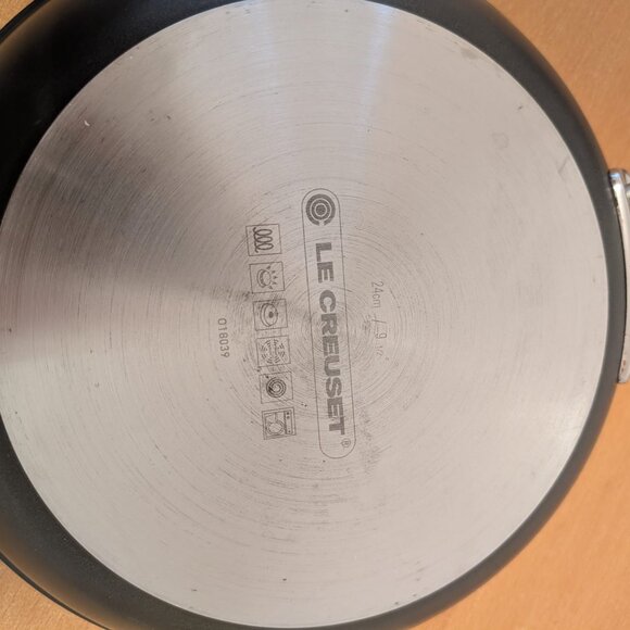 Le Creuset Toughened Nonstick Pro Fry Pan Set 24/26/28cm 9.1/2" 10" 11" - Picture 4 of 15